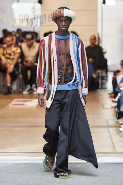 Look 29